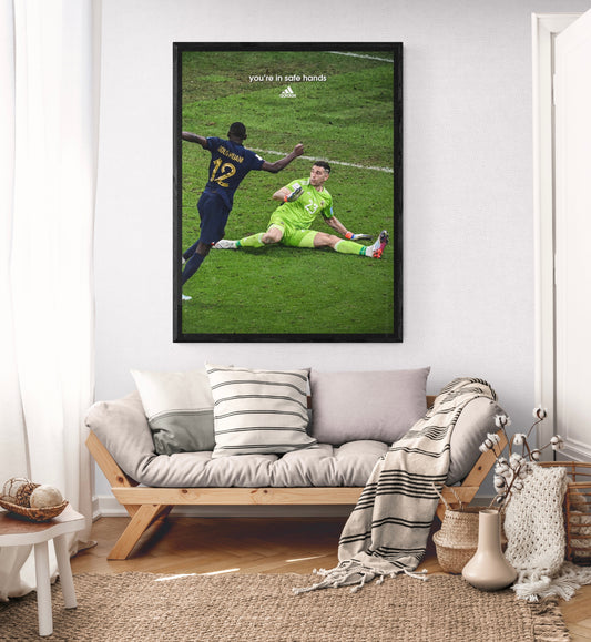 Emiliano Martinez Poster Print